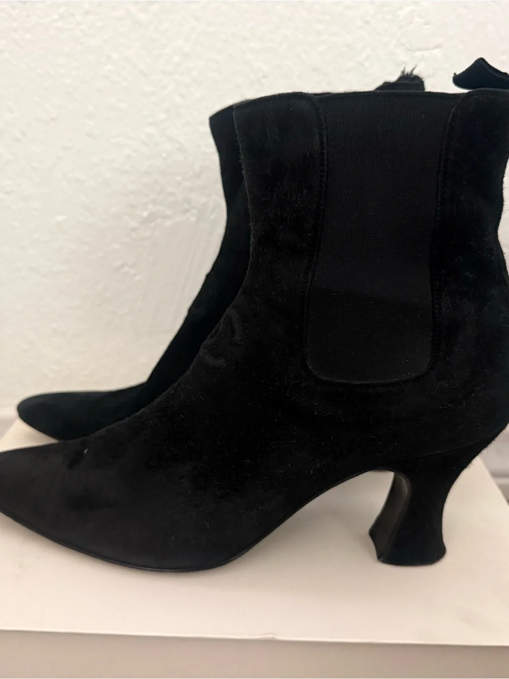 RARE VINTAGE CHANEL Black Suede Pointed Toe Ankle Boots with CC Emblem EU 38